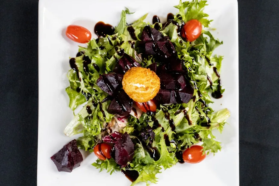 Beet salad with goat cheese