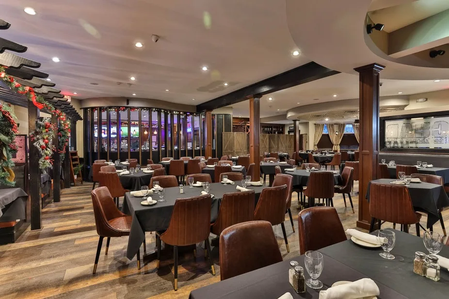 Char main dining room